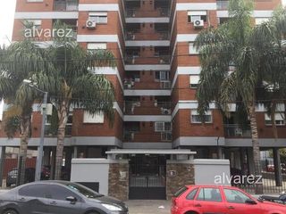 Foto 2 de Departamento Venta 2 Ambientes Ramos Mejía Centro Permuta