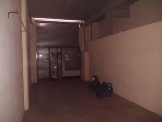 VENTA de Dos Locales Comerciales, salón en planta alta y mono ambiente fondo en Gregorio De Laferrere