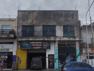 VENTA de Dos Locales Comerciales, salón en planta alta y mono ambiente fondo en Gregorio De Laferrere