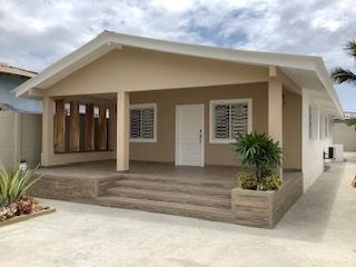 San Lorenzo: Se Alquila Casa en San Lorenzo - Salinas