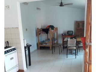 Casa en venta - 4 Dormitorios 2 Baños - Cochera - 220Mts2 - Santa Teresita