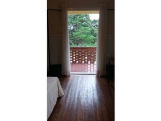 VENTA DE VIVIENDA ESTILO TOSCANO EN VILLA GENERAL BELGRANO- VIV0001