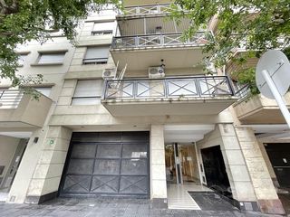 Foto 1 de Excelente Departamento de 4 ambientes con cochera fija y baulera - Villa Urquiza, CABA