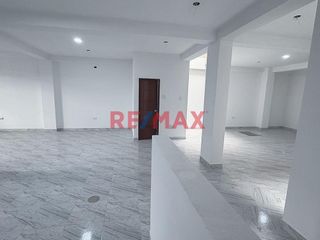 Foto 4 de Alquila este local comercial ideal para farmacias, tiendas Mass, florerías, o cualquier negocio que se ajuste a tus necesidades. 
Ubicado en la Av. M