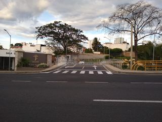 Foto 1 de apartamento en arriendo en la floresta. Cod A103124