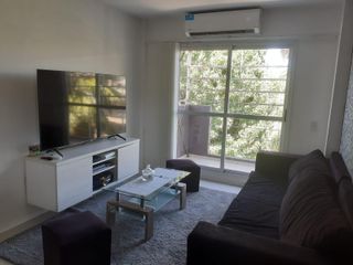 Foto 2 de Villa Pueyrredón, Excelente Departamento 3 amb, Contrafrente c/ Balcón, Baño y Toilette, 71m2