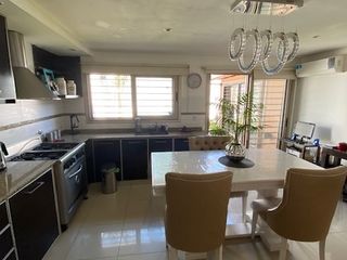 Foto 5 de Casa en venta en Quilmes Centro