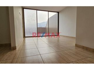 Foto 12 de Disfruta del clima seco y sol todo el año viviendo en este lindo departamento dúplex en el Condominio Las Condes de Ñaña, el cual te brinda tranquilid