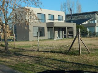 Foto 3 de SE VENDE HERMOSA CASA EN EL BARRIO CERRADO SAN ISIDRO LABRADOR TIGRE