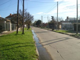 Foto 4 de LONGCHAMPS AMPLIO LOTE EXCELENTE UBICACIÓN!!