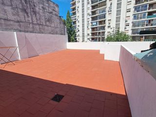 Casa en venta lote propio  4 amb con patio y terraza