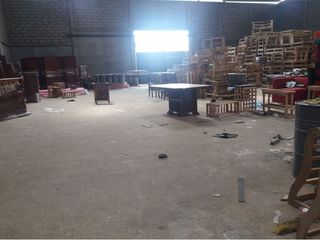 Foto 7 de bodega  industrial de alquiler  manta zona norte