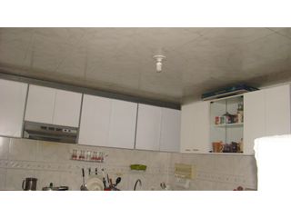 Vende Casa Esquina Prado Pinzón. Lote 116 M2