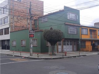 Vende Casa Esquina Prado Pinzón. Lote 116 M2