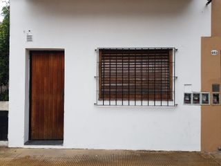 Casa PH en alquiler en Caseros