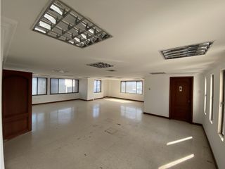 Foto 2 de ARRIENDO DE OFICINA EN ED. CENTRO EJECUTIVO - SANTA MARTA