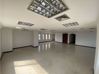 Foto 1 de ARRIENDO DE OFICINA EN ED. CENTRO EJECUTIVO - SANTA MARTA