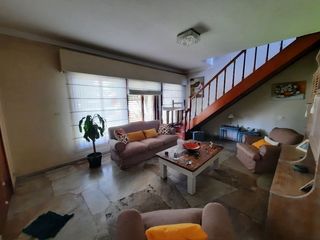 Foto 1 de Chalet en venta en Quilmes Sur