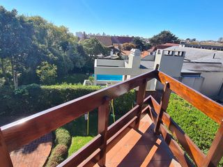Foto 41 de Venta - Chalet seis ambientes con piscina - Quintana 1043 - Los Troncos