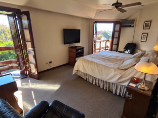 Foto 38 de Venta - Chalet seis ambientes con piscina - Quintana 1043 - Los Troncos
