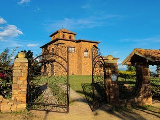 VENTA de CASAS en MESA DE LOS SANTOS