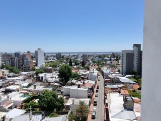 SE VENDE DEPARTAMENTO ZONA CENTRO CON VISTA AL RIO