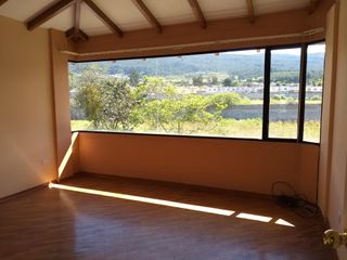 Foto 8 de Alquiler casa valle de los Chillos