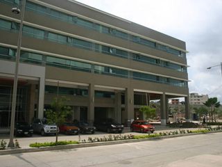 Foto 3 de Local Comercial Alquiler o Venta de 540 m2 Parque Empresarial Colon