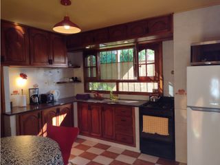 Foto 7 de Casa en venta Valeria del Mar con departamento Bathurst  549