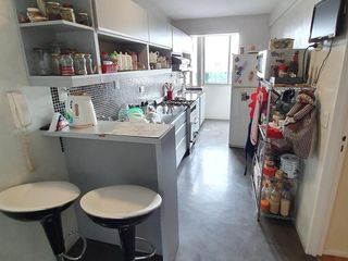 Foto 2 de VENTA DPTO 4 AMB PISO ALTO A NUEVO CON BAULERA Y COCHERA OPC VILLA URQUIZA