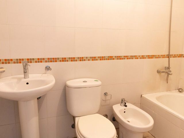 Venta dep 2 Ambientes con balcón al frente-Almagro