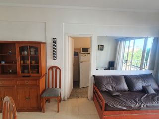 Foto 12 de Departamento · dos ambientes ·  vista a Plaza Colon