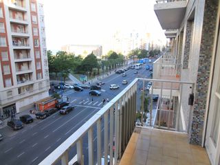 Foto 1 de Departamento · dos ambientes ·  vista a Plaza Colon