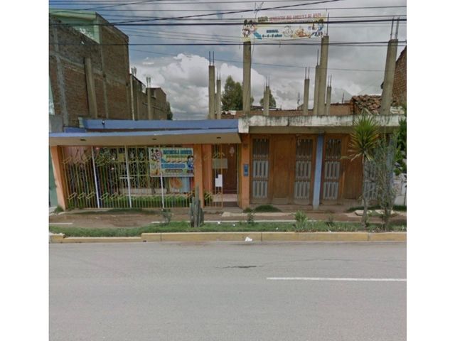 VENTA DE CASA COMO TERRENO EN HUANCAYO