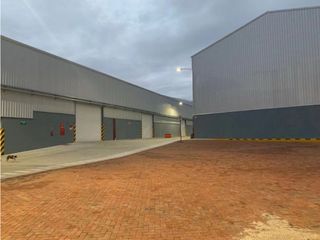 Foto 4 de Bodegas de alquiler en sector vía perimetral, Guayaquil.  Son 5200 m2