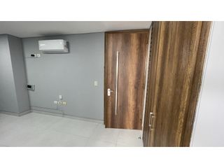 Foto 4 de SE VENDE OFICINA DE 60 M2 EN EL CENTRO HISTÓRICO DE SANTA MARTA