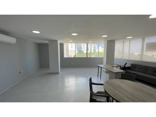 Foto 3 de SE VENDE OFICINA DE 60 M2 EN EL CENTRO HISTÓRICO DE SANTA MARTA