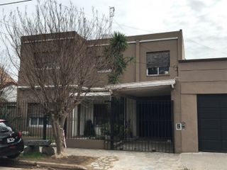 Casa  en Venta Ramos Mejia / La Matanza (A108 7447)