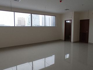 Foto 4 de Oficina en Venta en el norte de Guayaquil (de estreno)