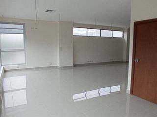Foto 16 de Oficina en Venta en el norte de Guayaquil (de estreno)