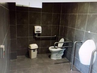 Foto 5 de Local Comercial Ideal Venta De Autos O Similares