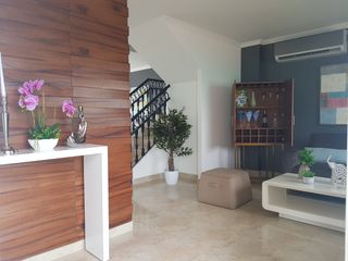 Foto 5 de Venta de casa Ria 3 dormitorios en Casa Laguna- Floreana cerca del Riocentro Dorado y Plaza Batan, La Aurora Daule