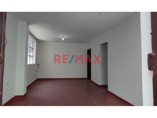 Foto 8 de 🌟 ¡Oportunidad única en Trujillo! 🌟

Descubre la casa ideal para tu familia o para un proyecto de inversión en la histórica y vibrante ciudad de Tru