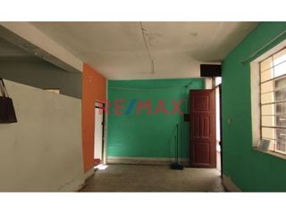 Foto 5 de 🌟 ¡Oportunidad única en Trujillo! 🌟

Descubre la casa ideal para tu familia o para un proyecto de inversión en la histórica y vibrante ciudad de Tru