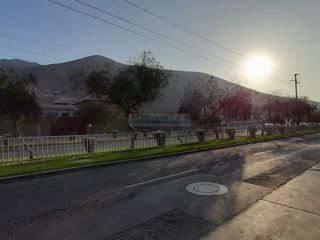 Terrenos Residenciales Venta AV. La Molina Este  - LA MOLINA