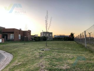 Foto 2 de Lote de 641m2 orientacion NE - San Eduardo Pilar del Este