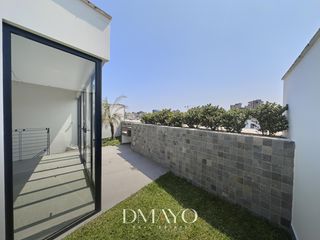Céntrico Dúplex en Miraflores-135 m2-2 dorm-Estudio-3 baños-Terraza-Jardin-BBQ