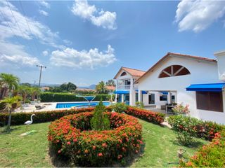Foto 4 de Alquilo Casa de Lujo Amoblada en Melgar PRECIO NOCHE