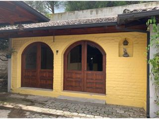 Vive el Lujo: Renta tu Casa  de Ensueño cerca Colegio Menor,Cumbaya