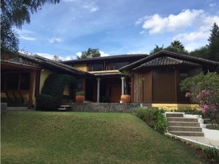 Vive el Lujo: Renta tu Casa  de Ensueño cerca Colegio Menor,Cumbaya